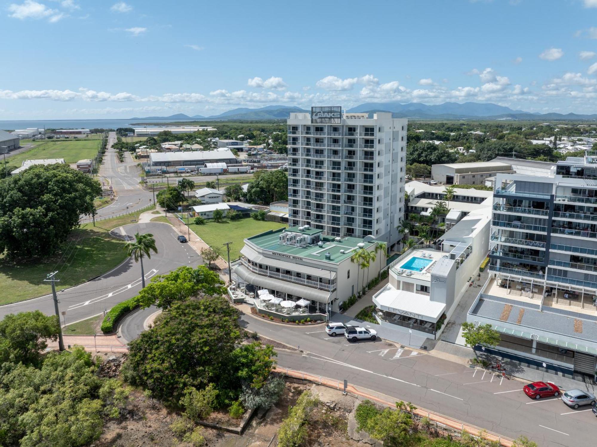 Oaks Townsville Metropole Hotel Ngoại thất bức ảnh