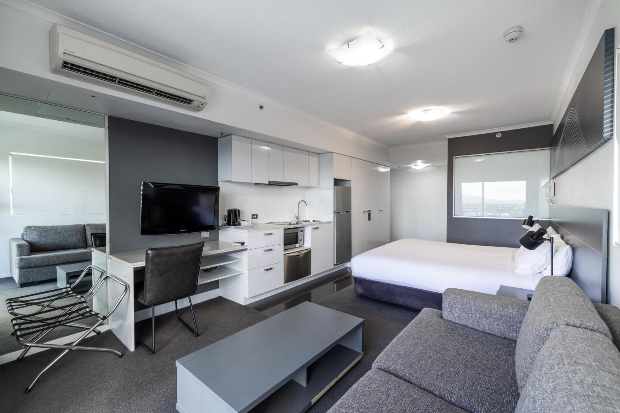 Oaks Townsville Metropole Hotel Ngoại thất bức ảnh