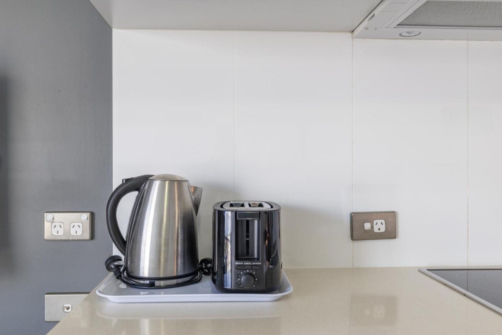 Oaks Townsville Metropole Hotel Ngoại thất bức ảnh