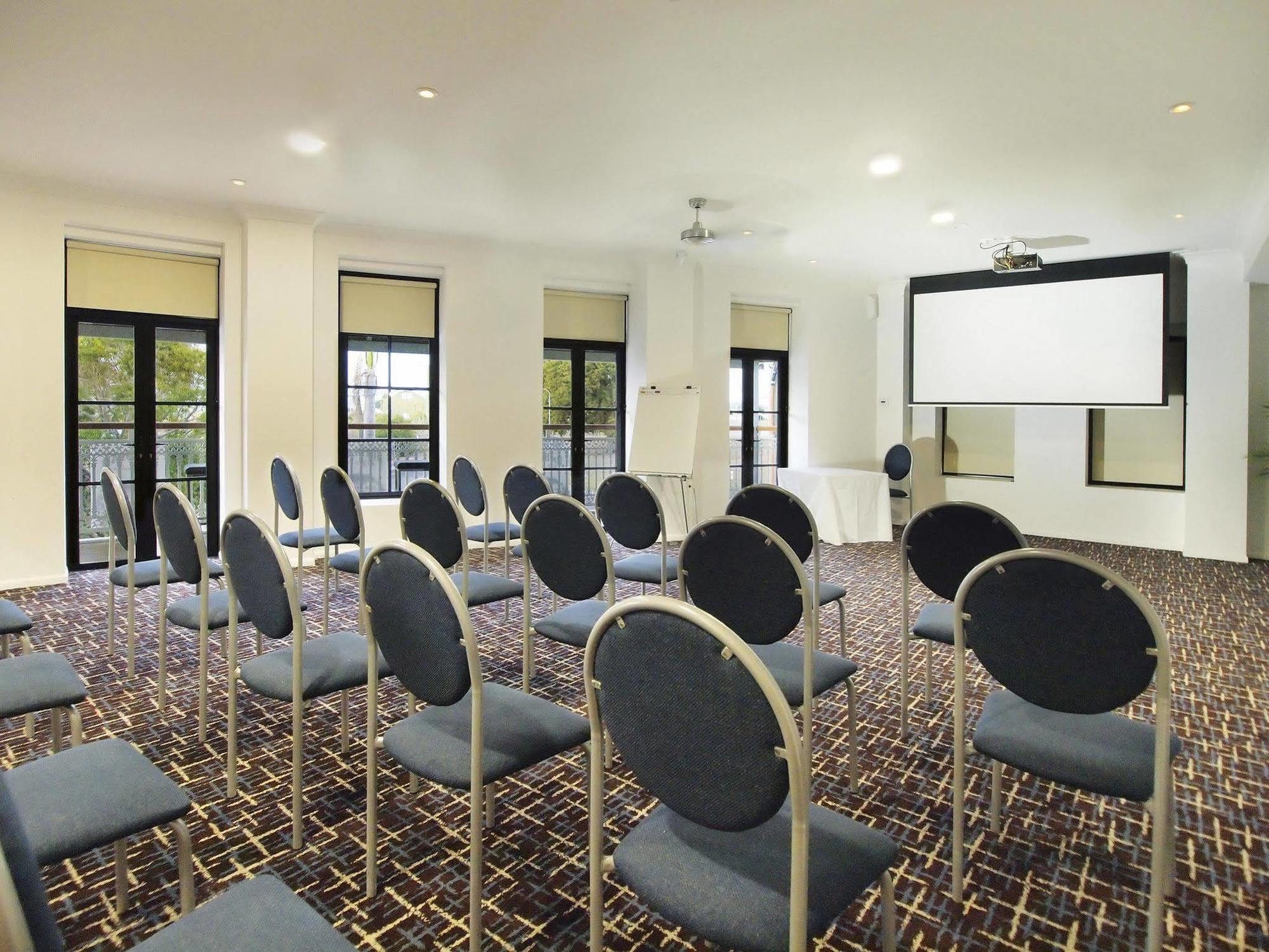 Oaks Townsville Metropole Hotel Ngoại thất bức ảnh